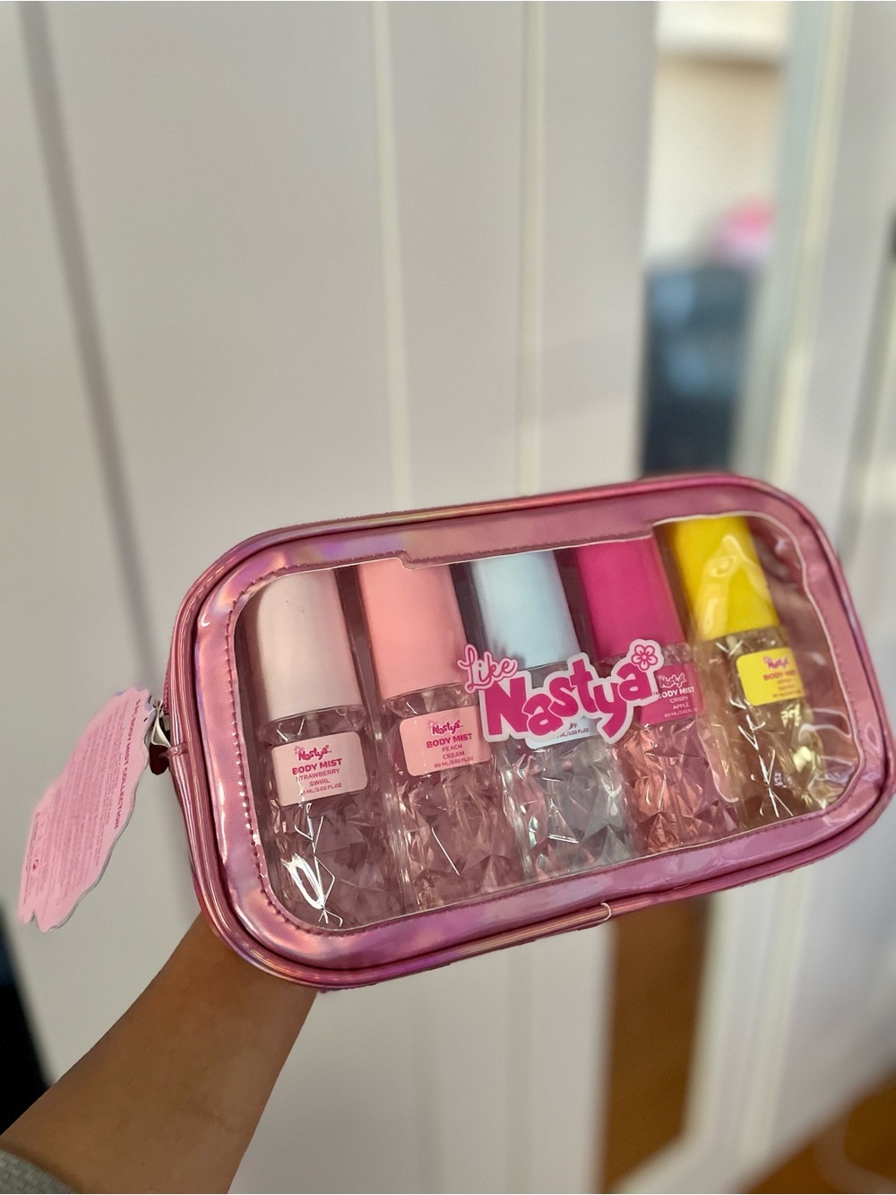Pink & Pastel Body Mist Gift Set - Picture 9 of 13